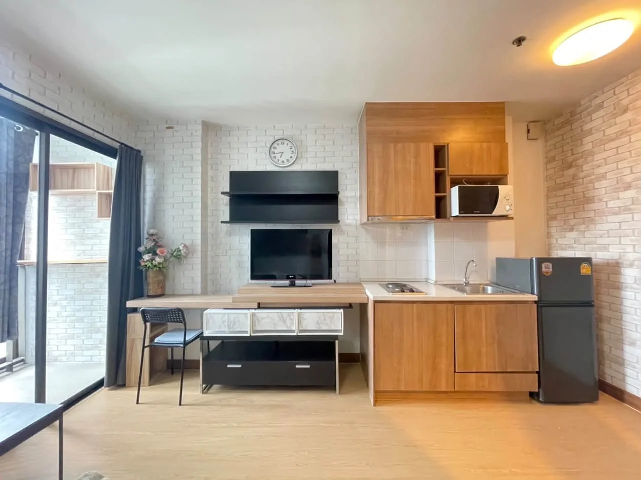 Studio condo in IDEO Mix Sukhumvit 103