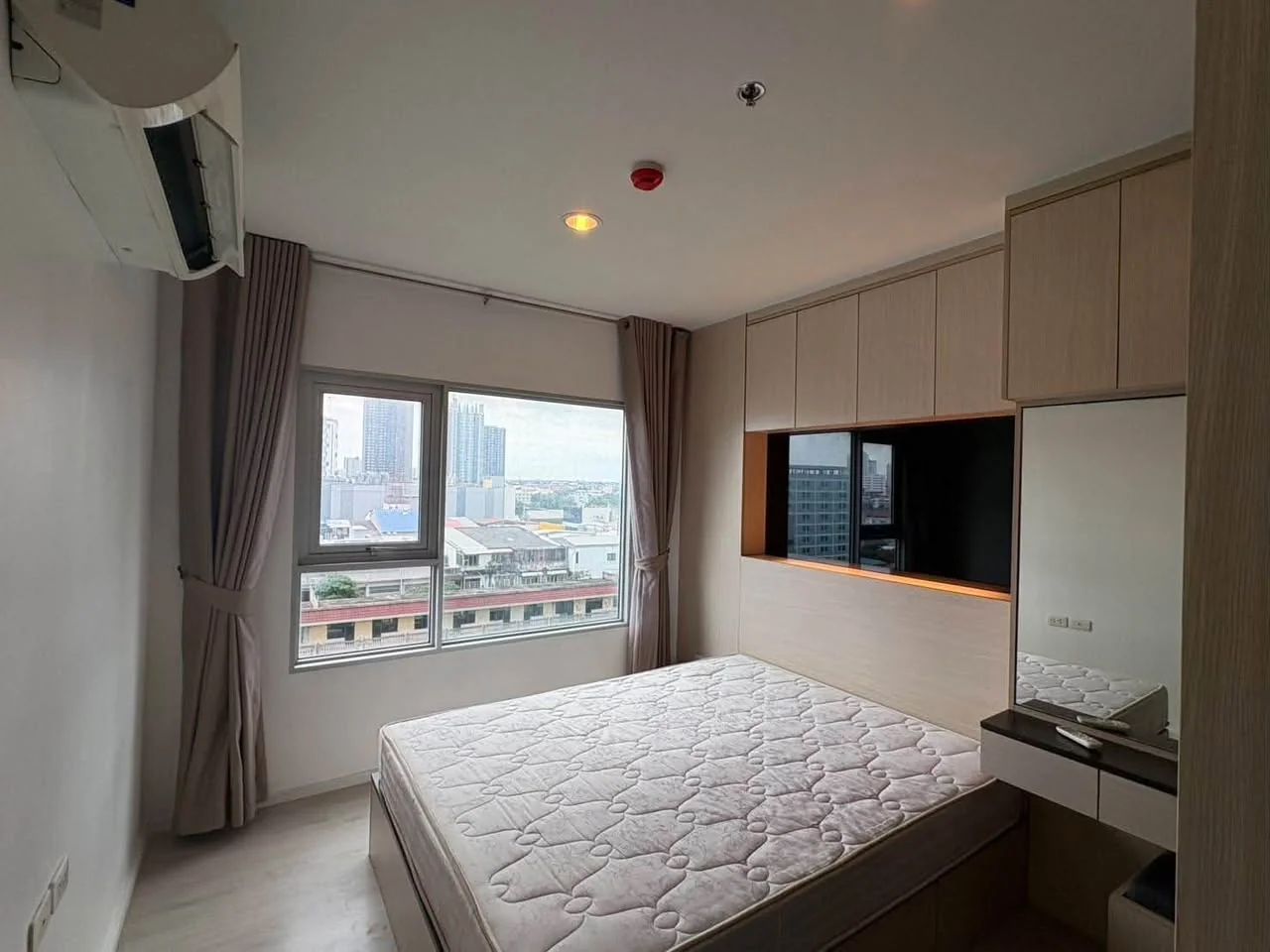 1 Bedroom condo in Aspire Sathorn-Thapra