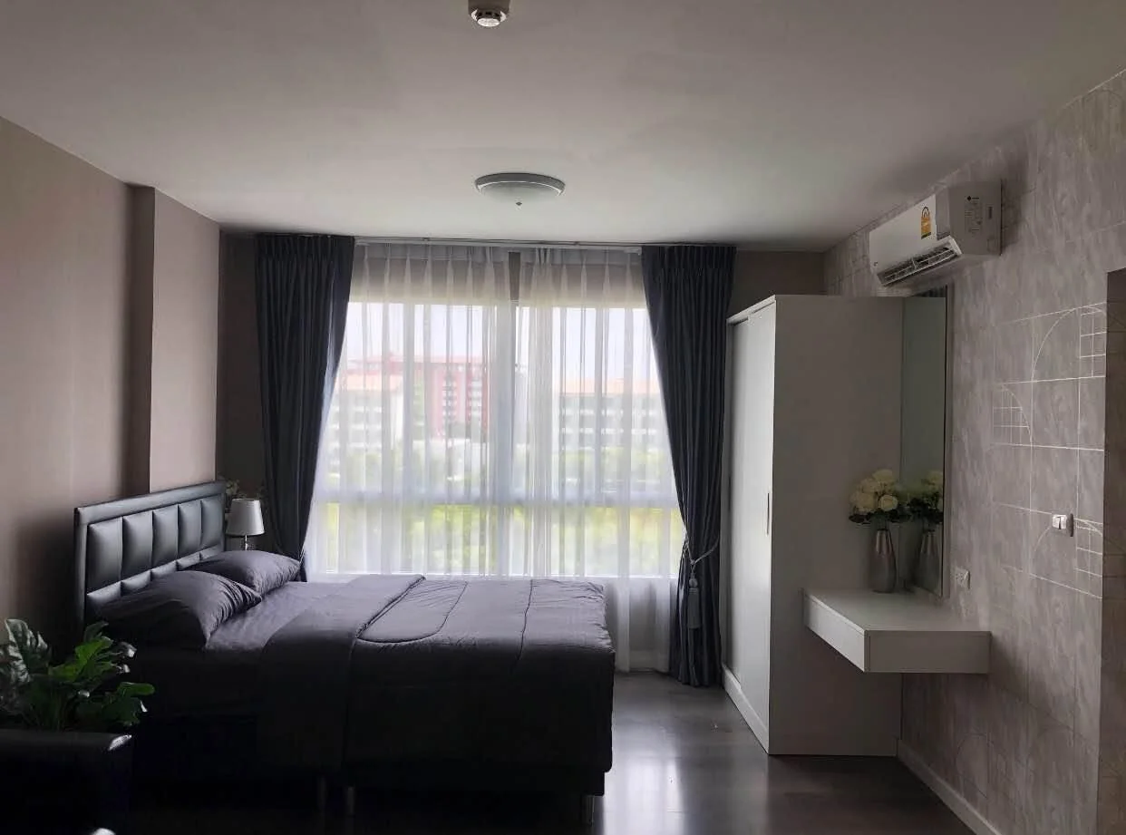 Studio condo in Dcondo Campus Resort Bangna