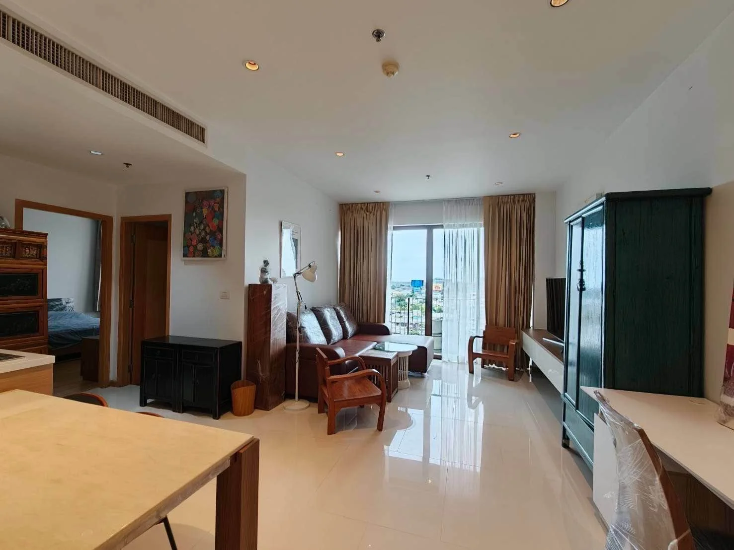 1 Bedroom condo in The Emporio Place