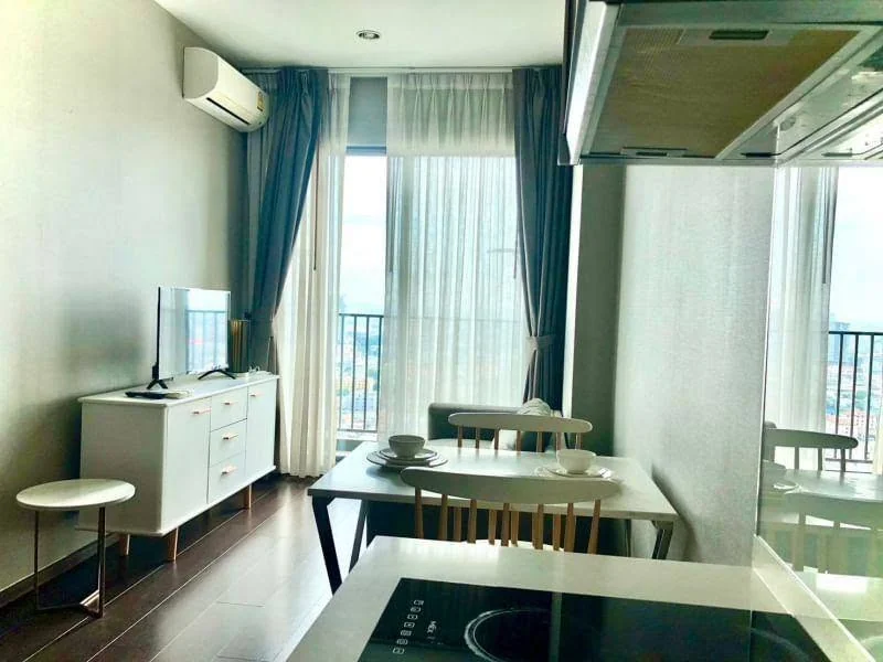 1 Bedroom condo in C Ekkamai