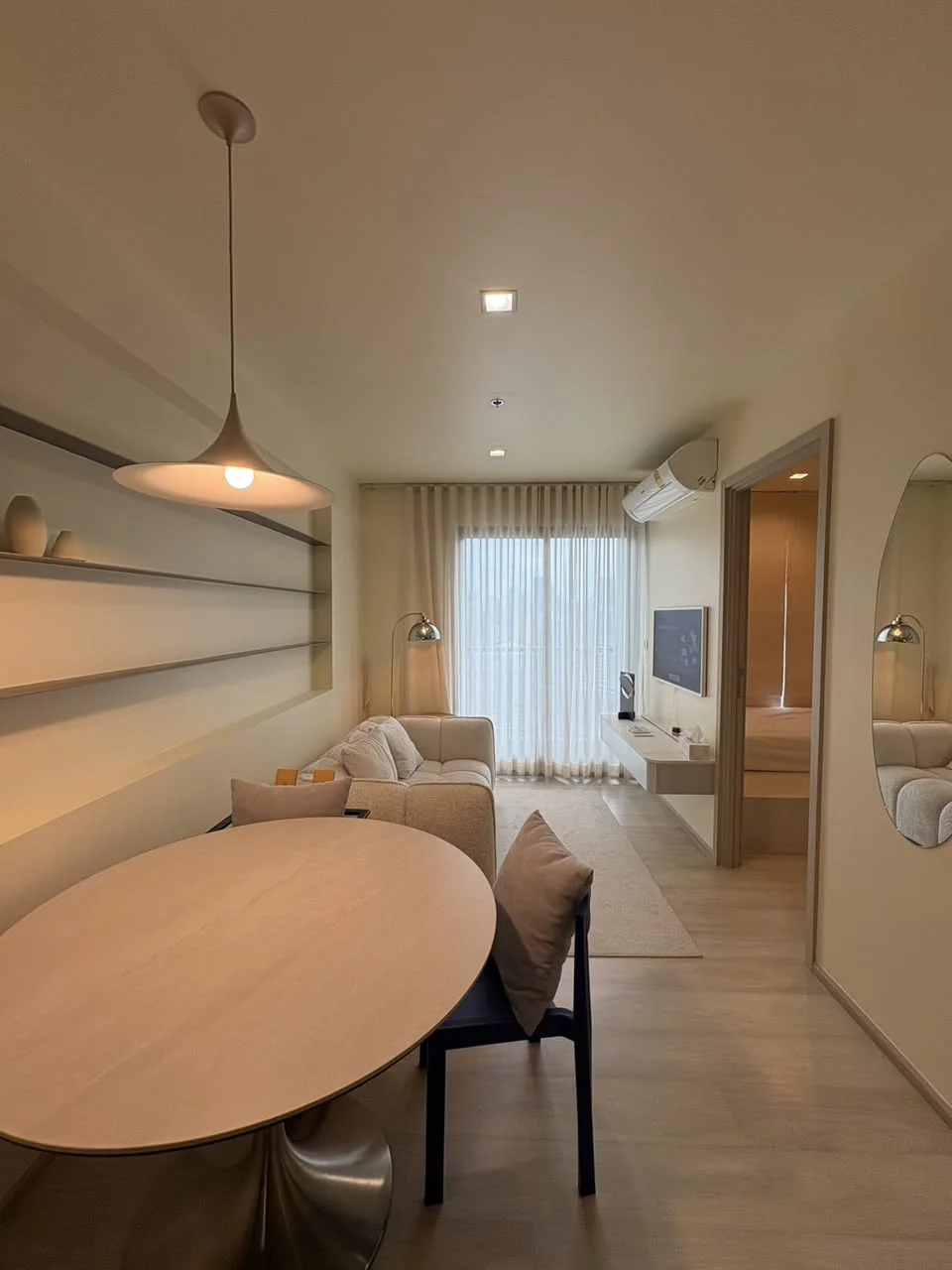 2 Bedroom condo in Life One Wireless
