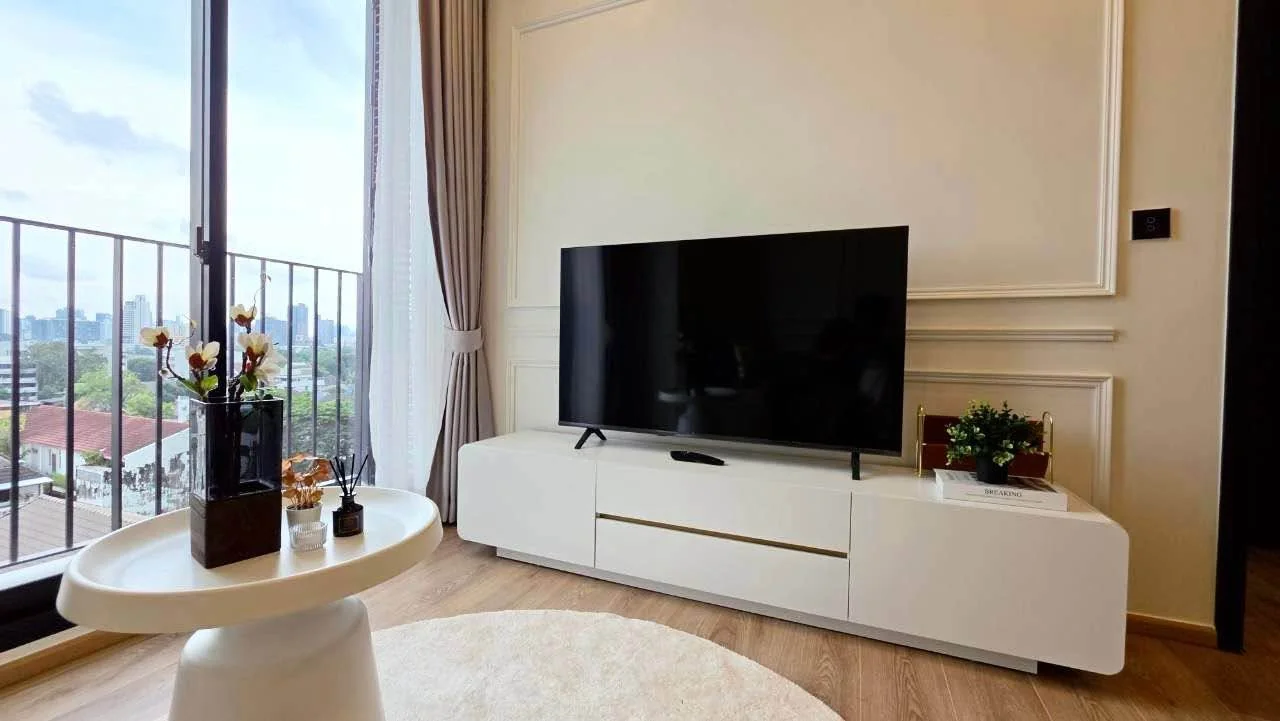 2 Bedroom condo in Noble Around Ari