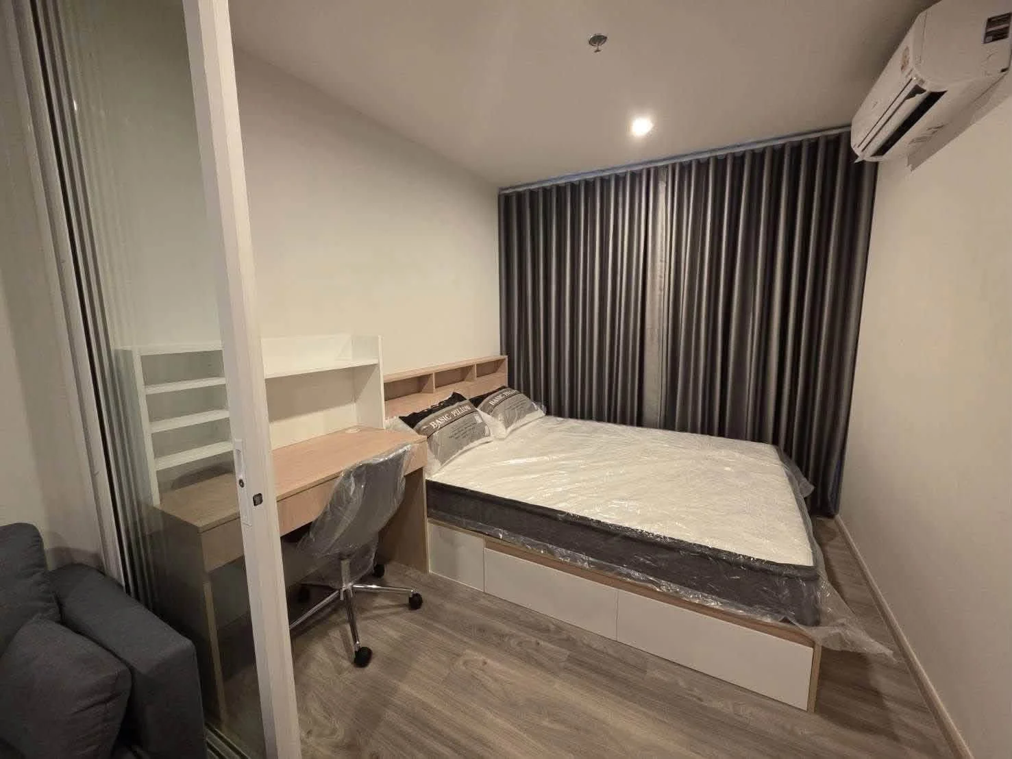 Studio condo in Regent Home Bangna