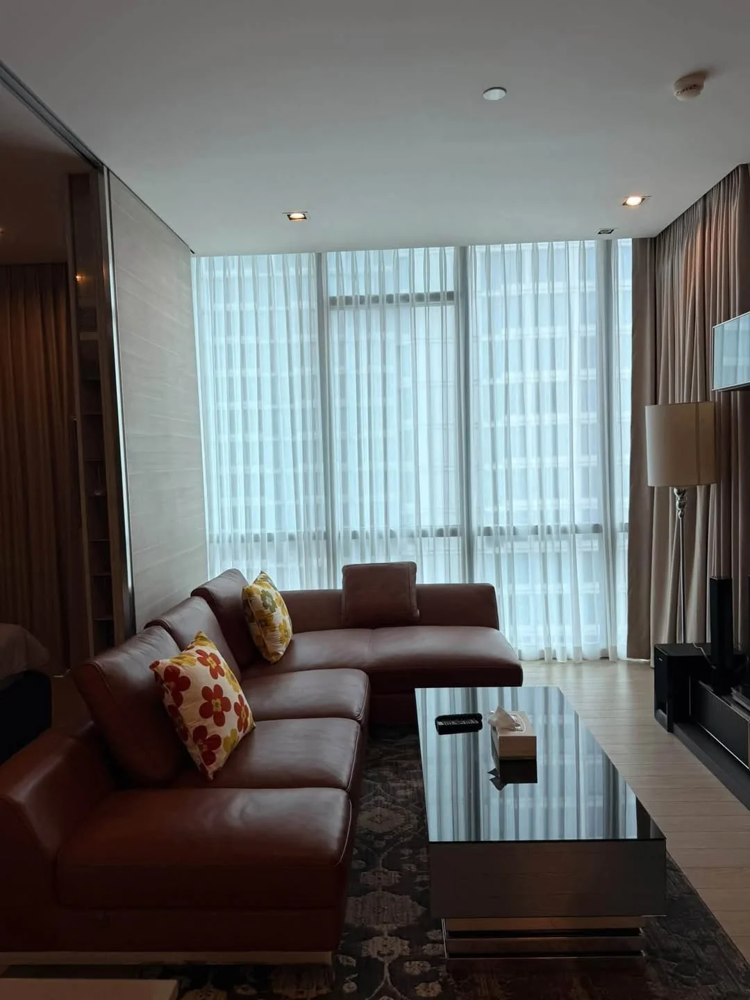 1 Bedroom condo in The Room Sukhumvit 21