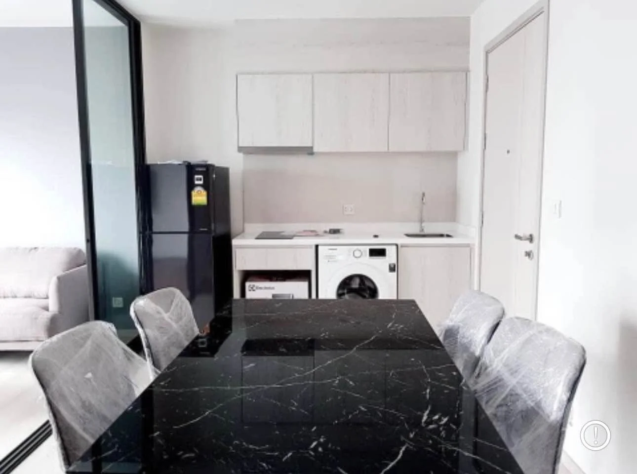 1 Bedroom condo in Life Sukhumvit 48
