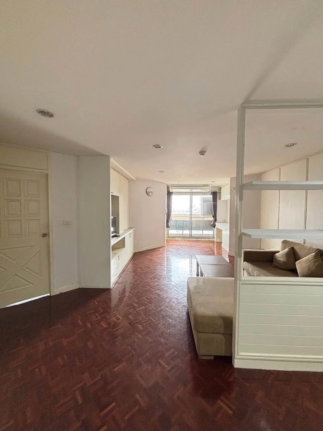 3 Bedroom condo in Tai Ping Towers