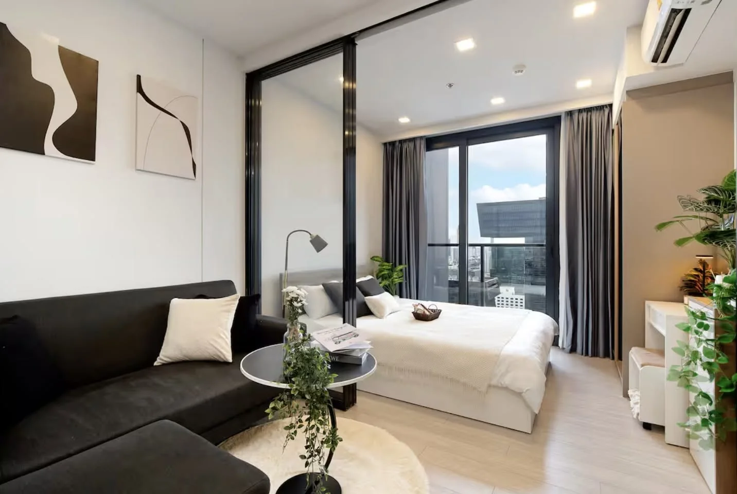Studio condo in One9Five Asoke-Rama 9