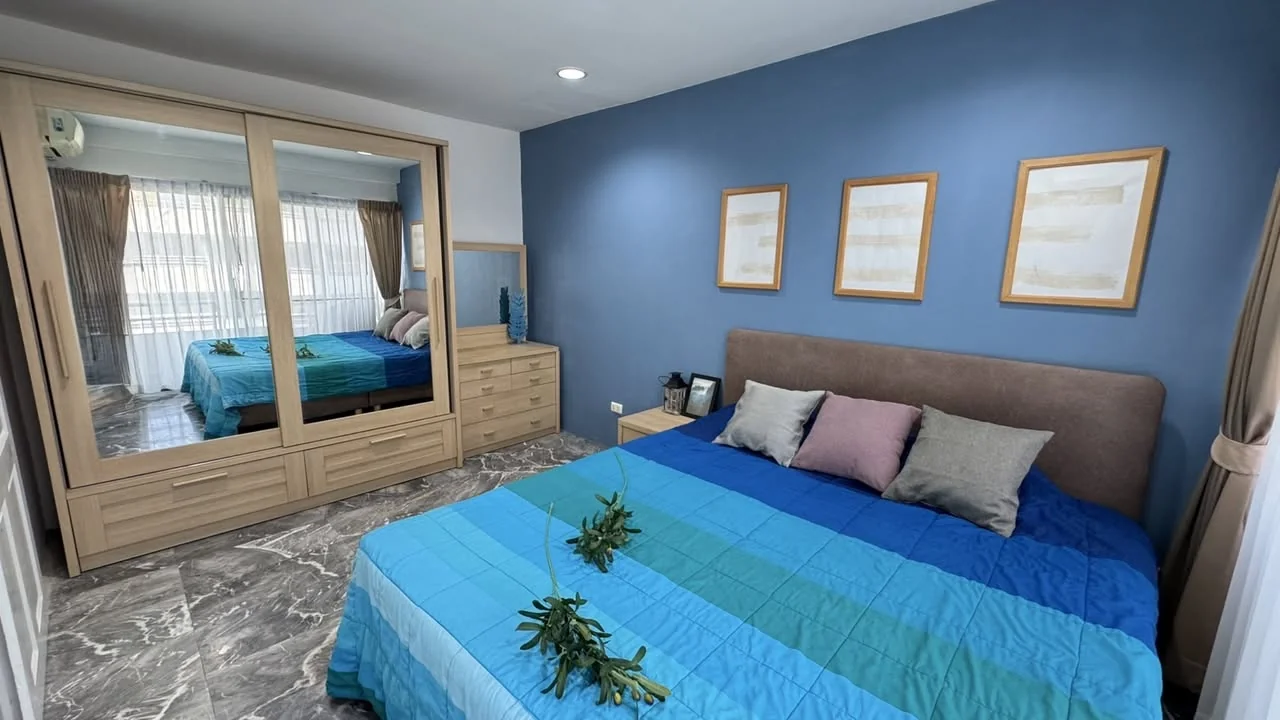 1 Bedroom condo in Saranjai Mansion