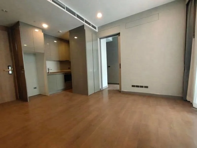 1 Bedroom condo in M Silom