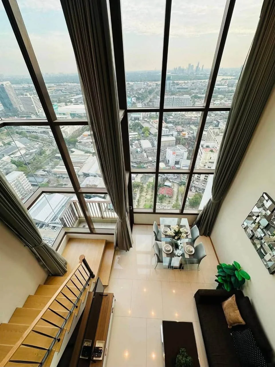 1 Bedroom condo in The Emporio Place