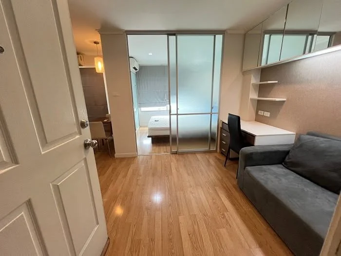 Studio condo in Lumpini Park Pinklao