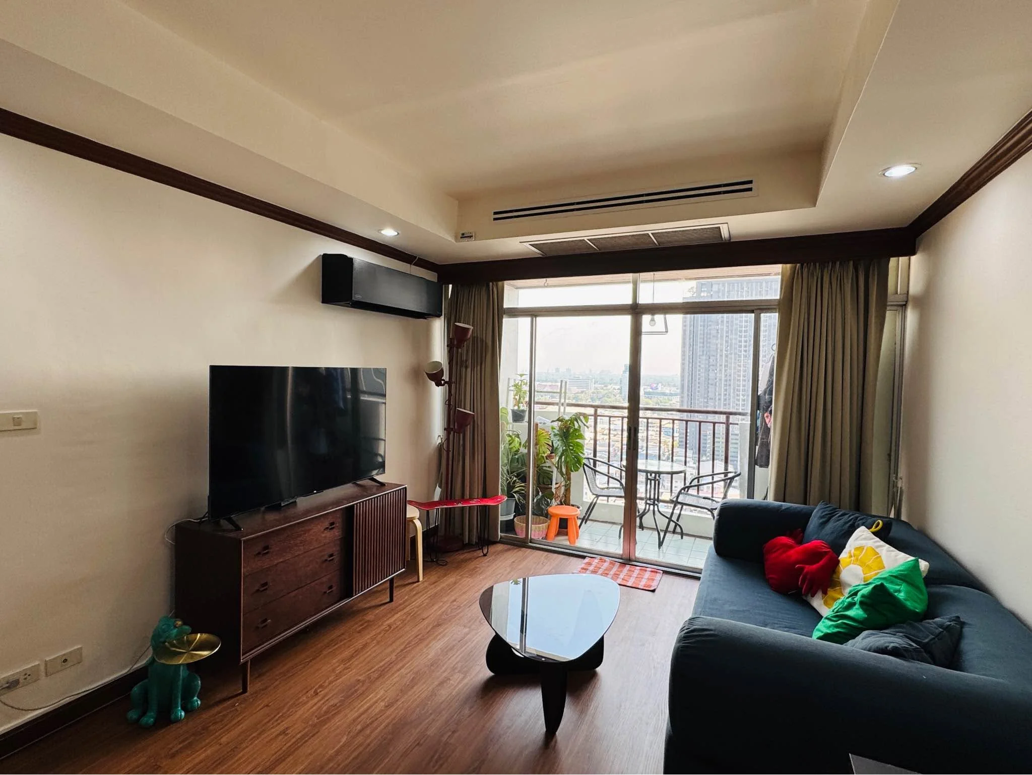 1 Bedroom condo in Monterey Place