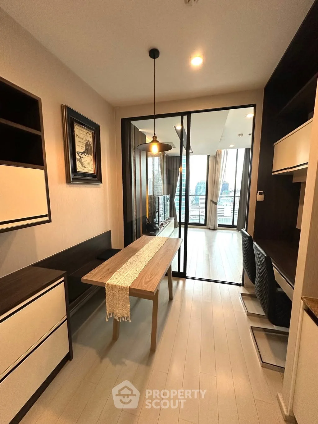 1 Bedroom condo in Noble Ploenchit