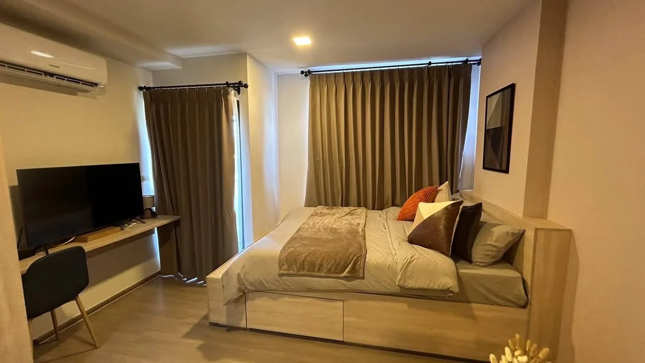 Studio condo in The Muve Bangna