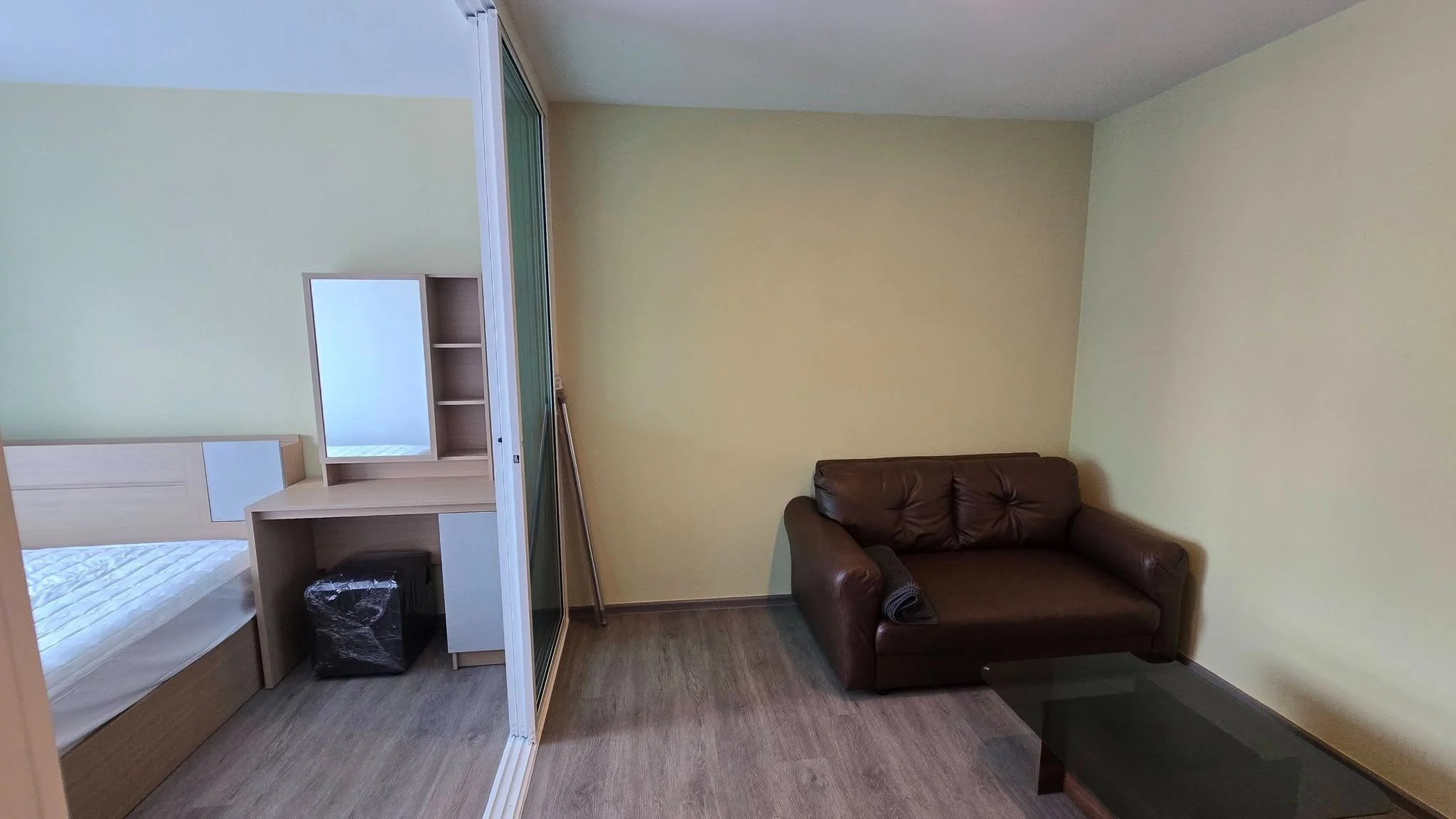 Studio condo in Regent Home Bangna