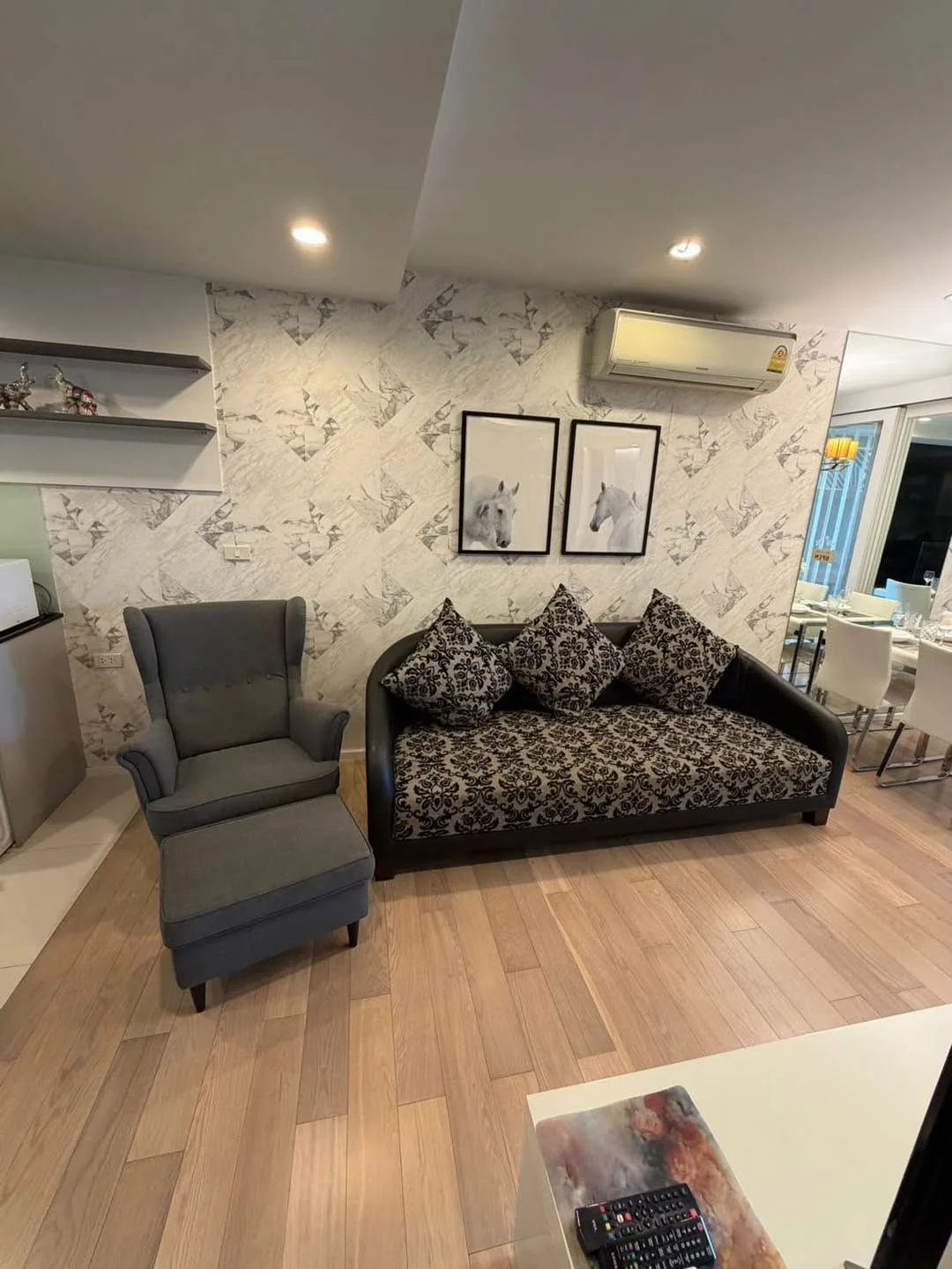 2 Bedroom condo in 15 Sukhumvit Residences