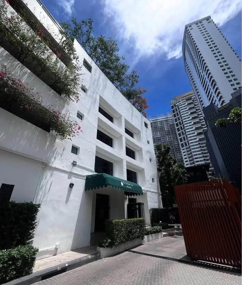 2 Bedroom condo in President Park Sukhumvit 24