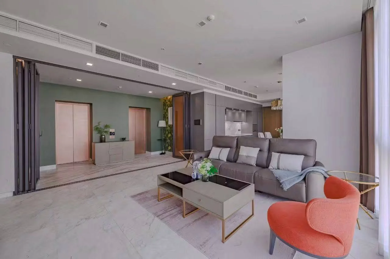 2 Bedroom condo in The Monument Thonglor
