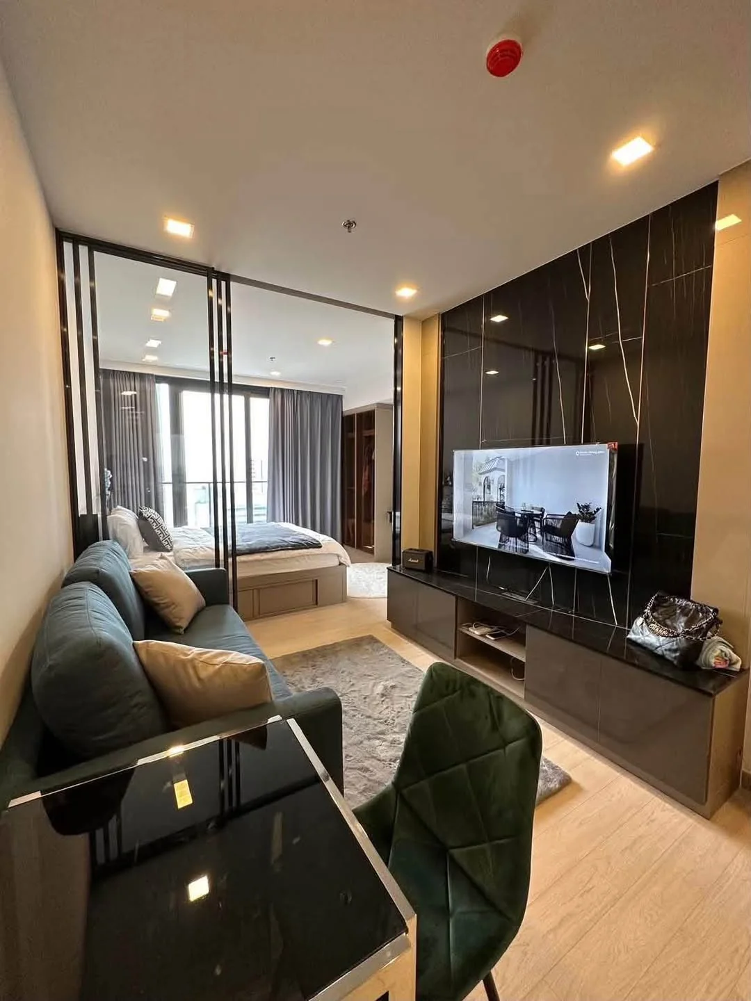 Studio condo in One9Five Asoke-Rama 9