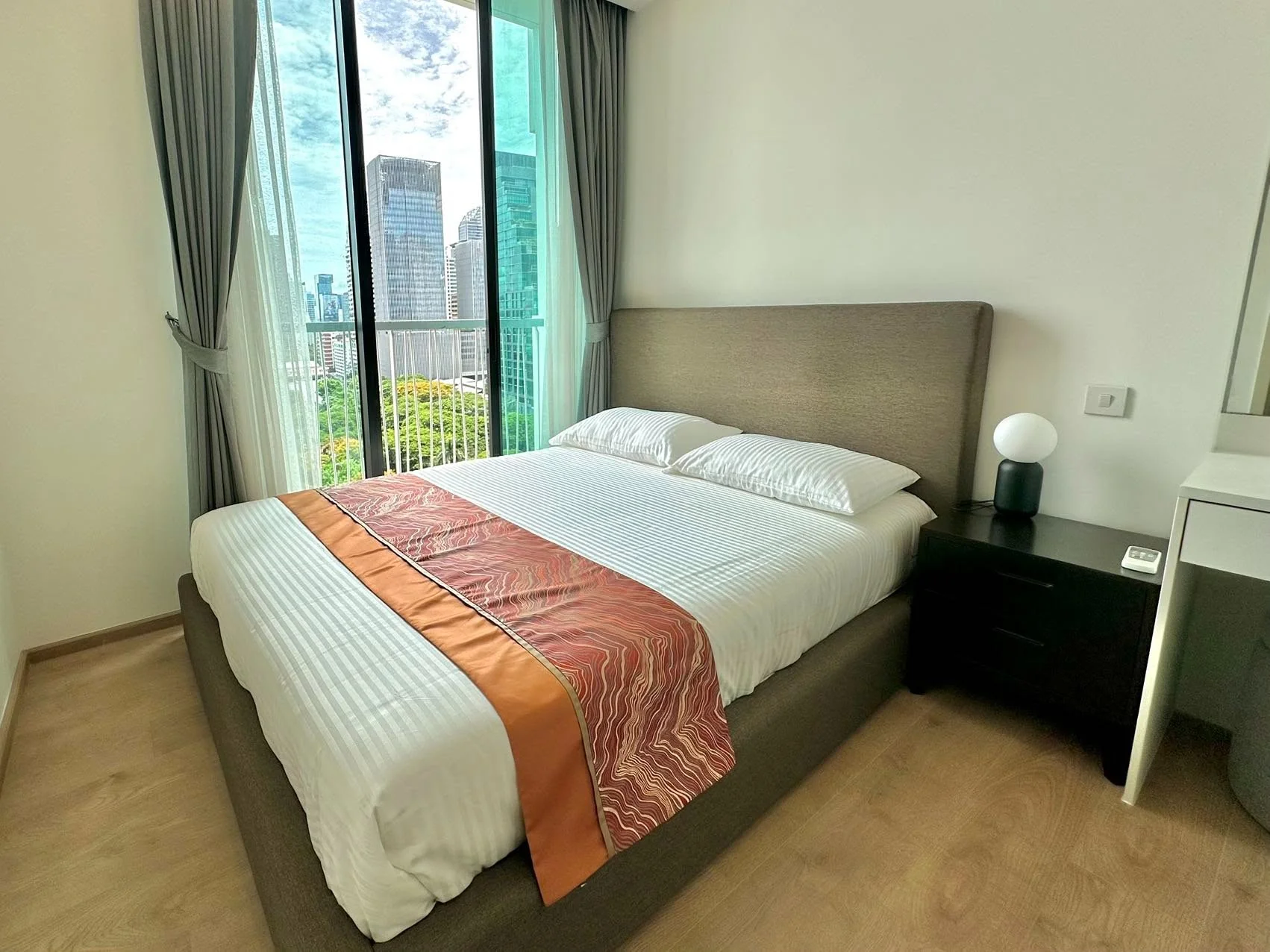 1 Bedroom condo in Noble Recole
