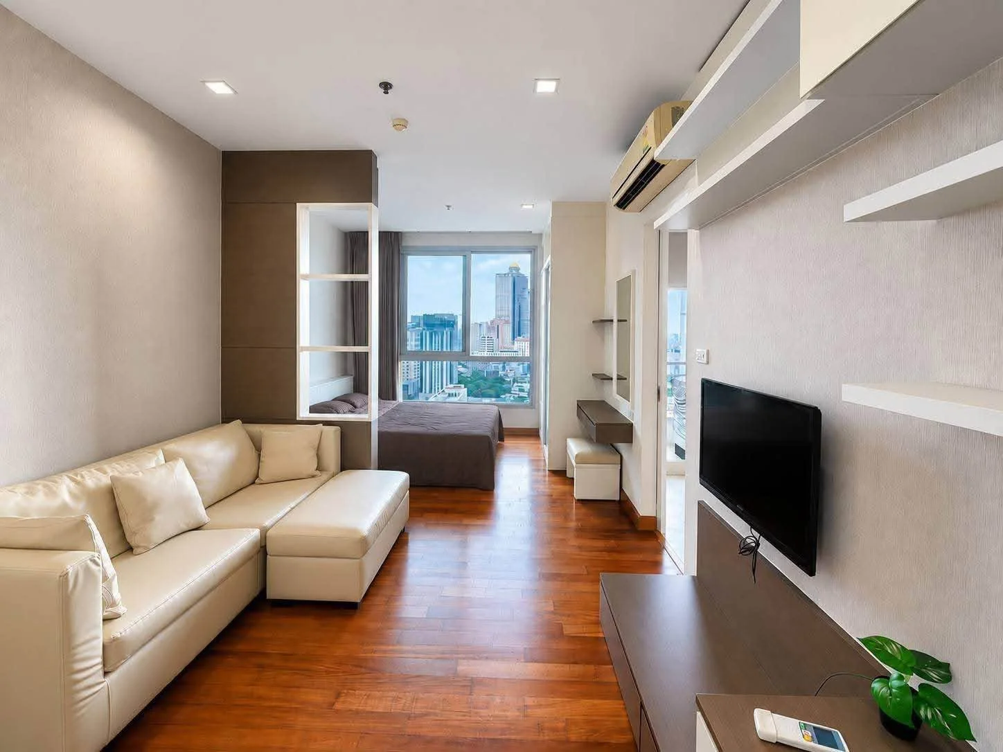 1 Bedroom condo in Ivy Sathorn 10