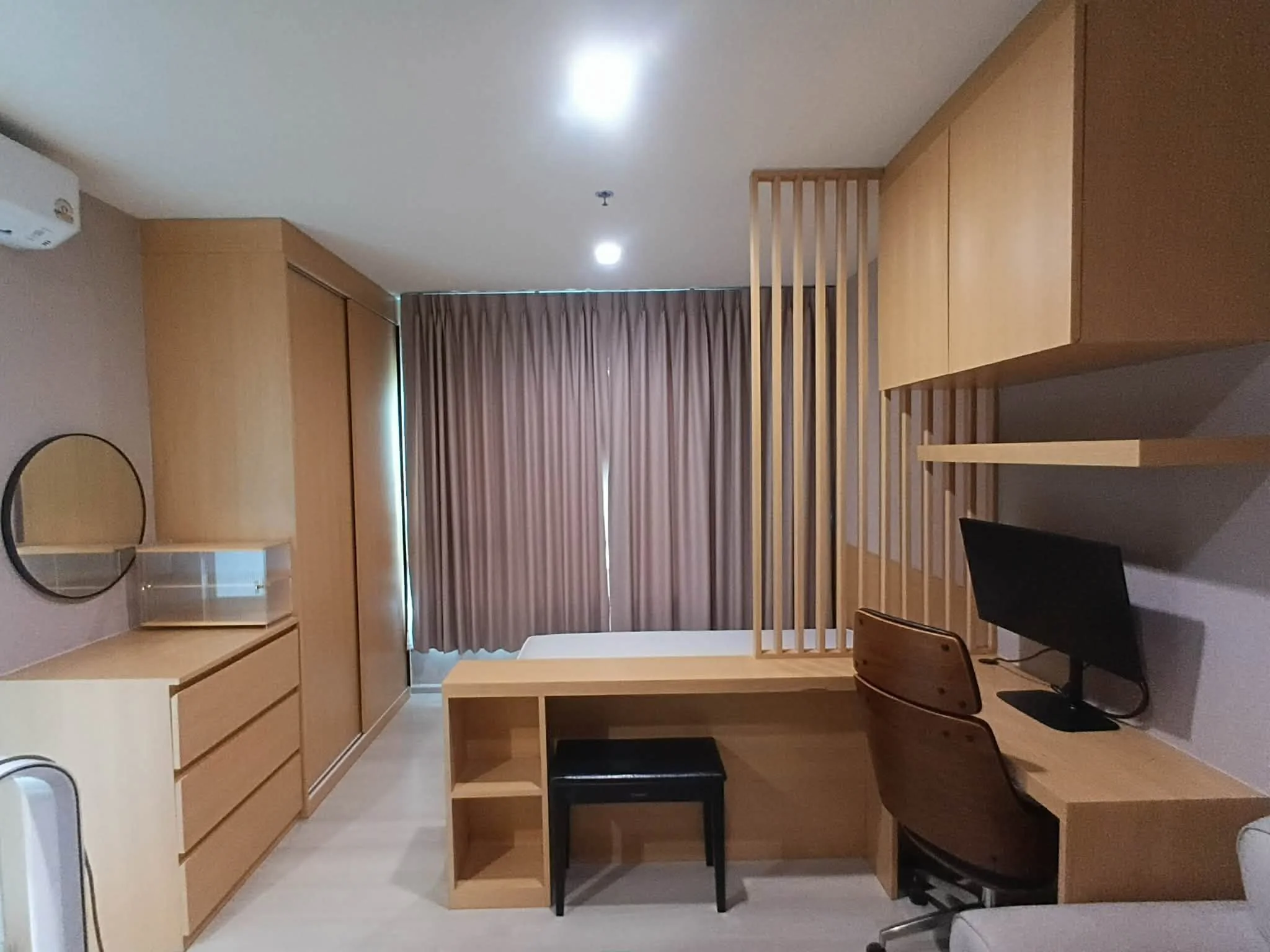 Studio condo in Life Asoke
