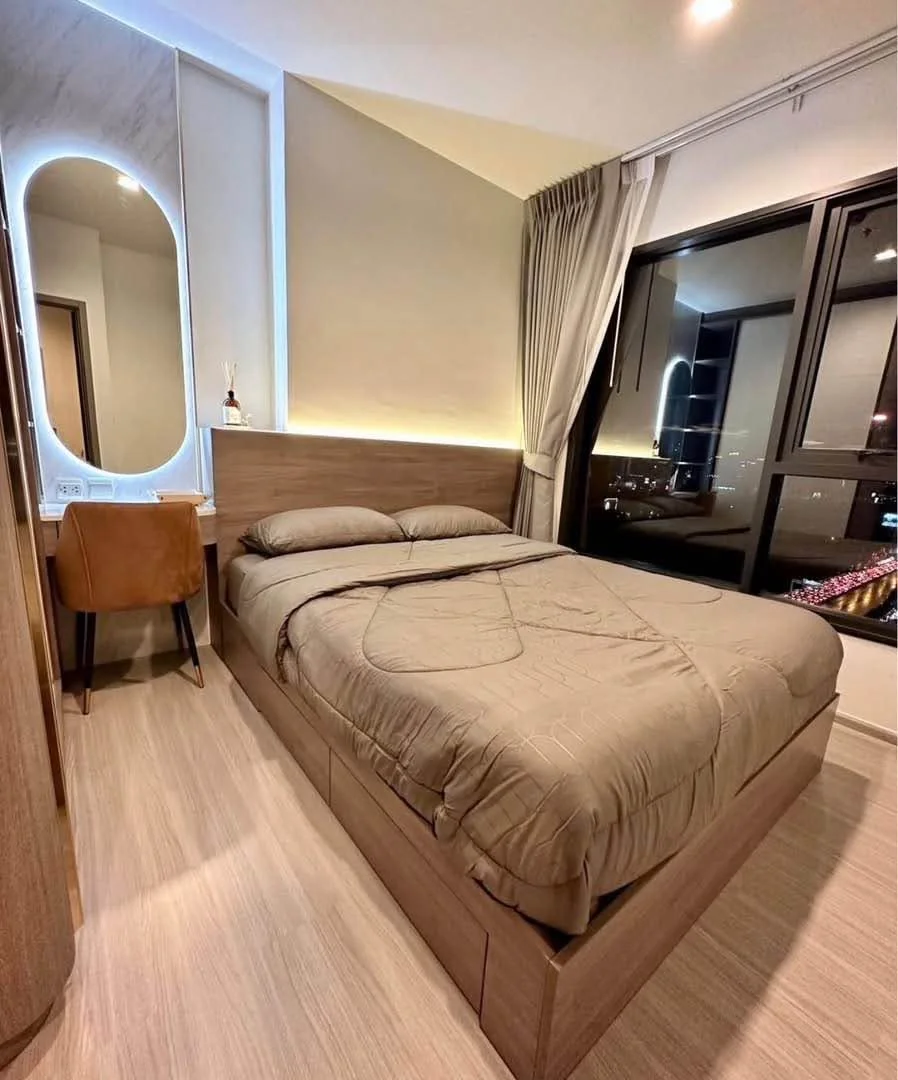 1 Bedroom condo in Life Asoke Hype