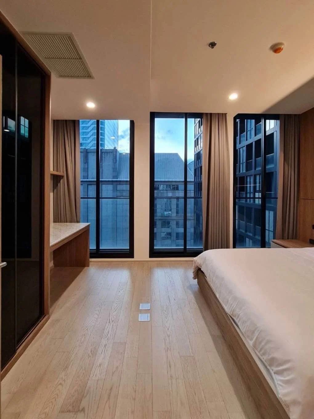 1 Bedroom condo in Noble Ploenchit