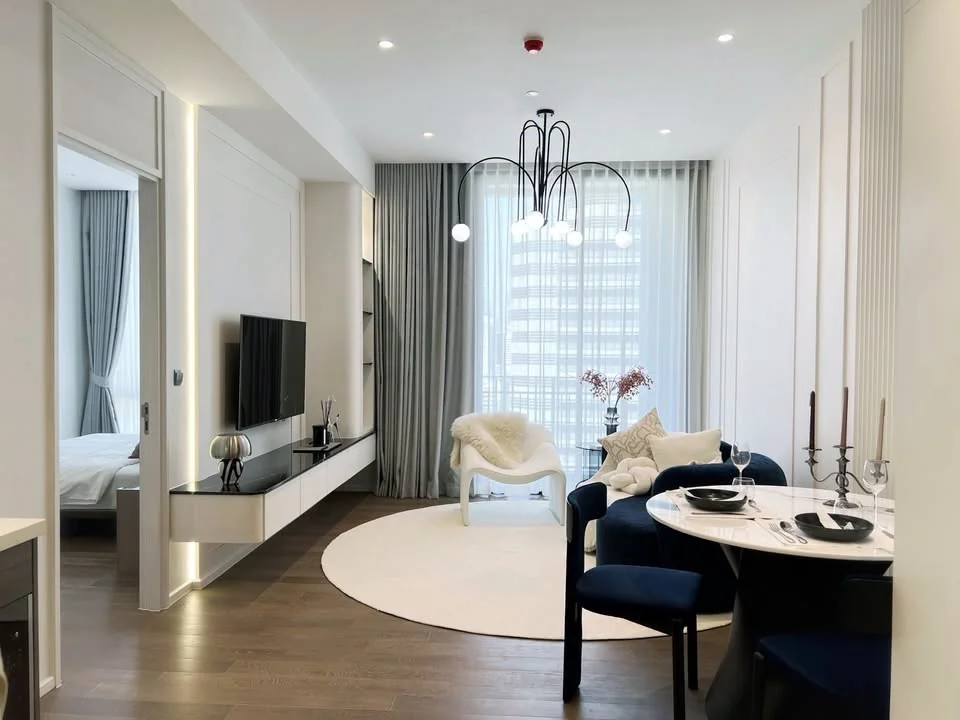 1 Bedroom condo in Muniq Langsuan
