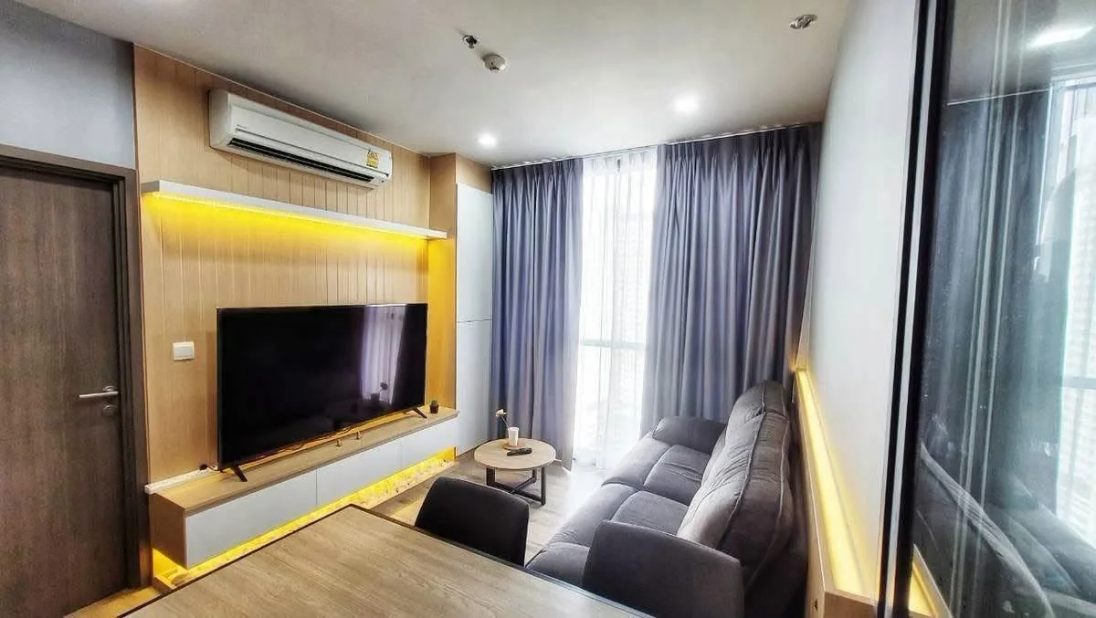 2 Bedroom condo in The Line Wongsawang