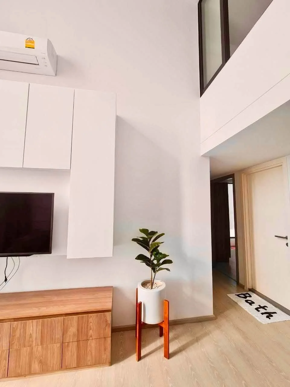 2 Bedroom condo in KnightsBridge Phaholyothin Interchange