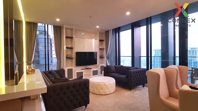 3 Bedroom condo in Noble Ploenchit