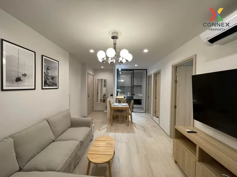 2 Bedroom condo in Life One Wireless