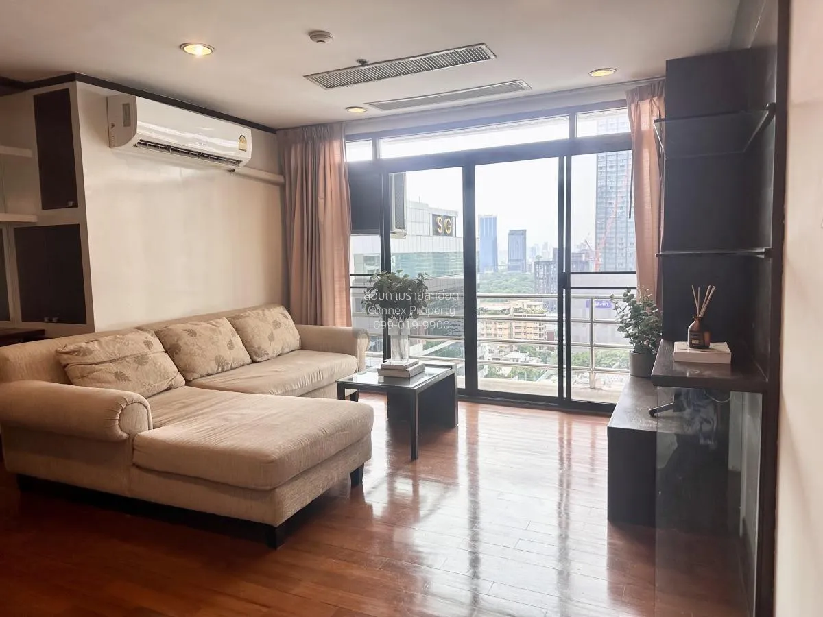 1 Bedroom condo in The Royal Place 2