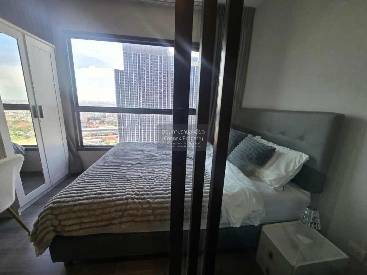 1 Bedroom condo in Life One Wireless