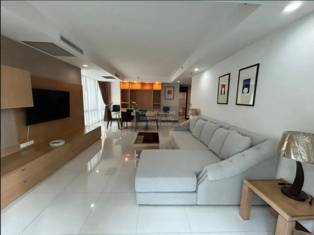 2 Bedroom condo in Hansar Rajdamri