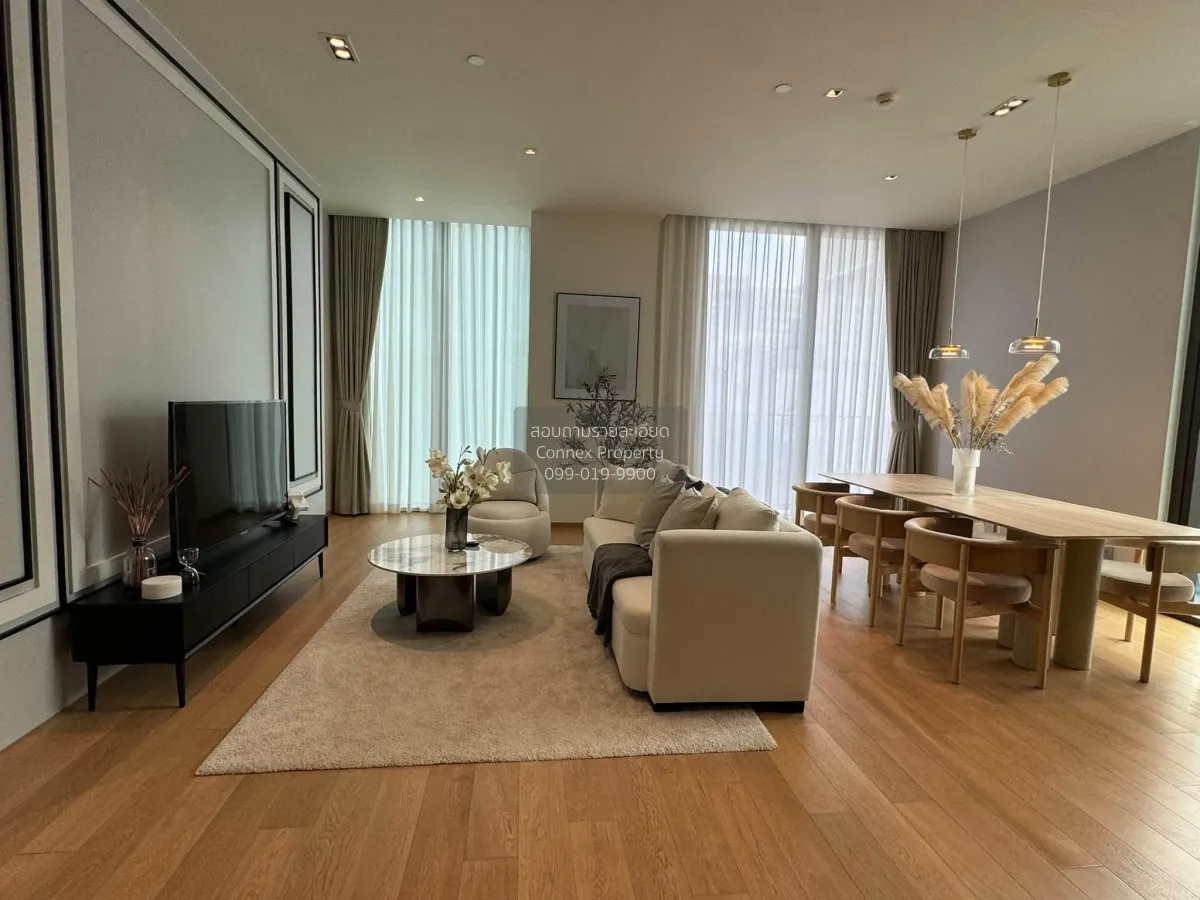 2 Bedroom condo in 28 Chidlom
