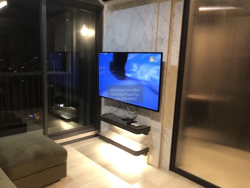 2 Bedroom condo in Life One Wireless