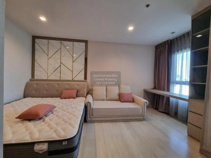 1 Bedroom condo in Life One Wireless