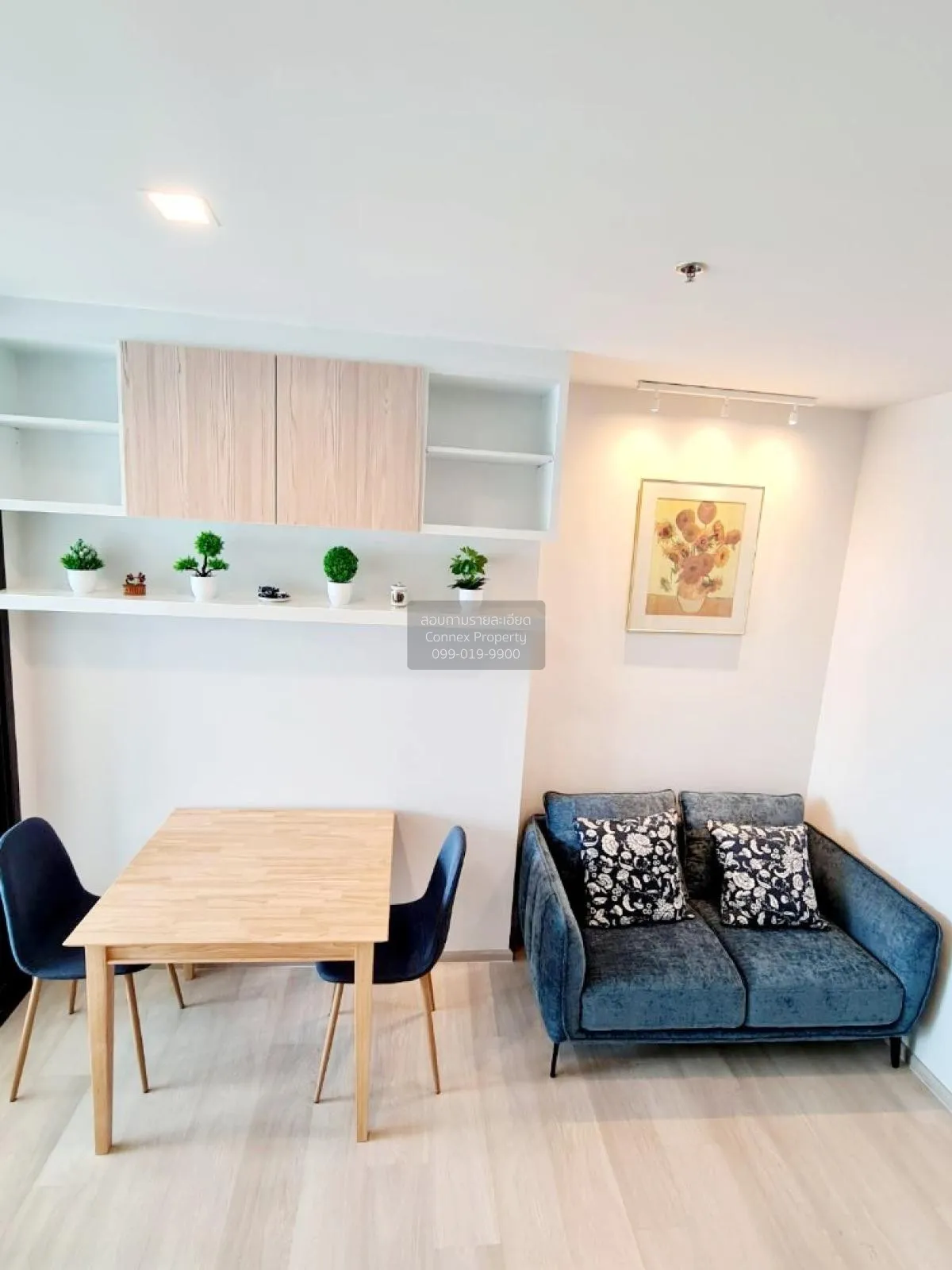 1 Bedroom condo in Life One Wireless