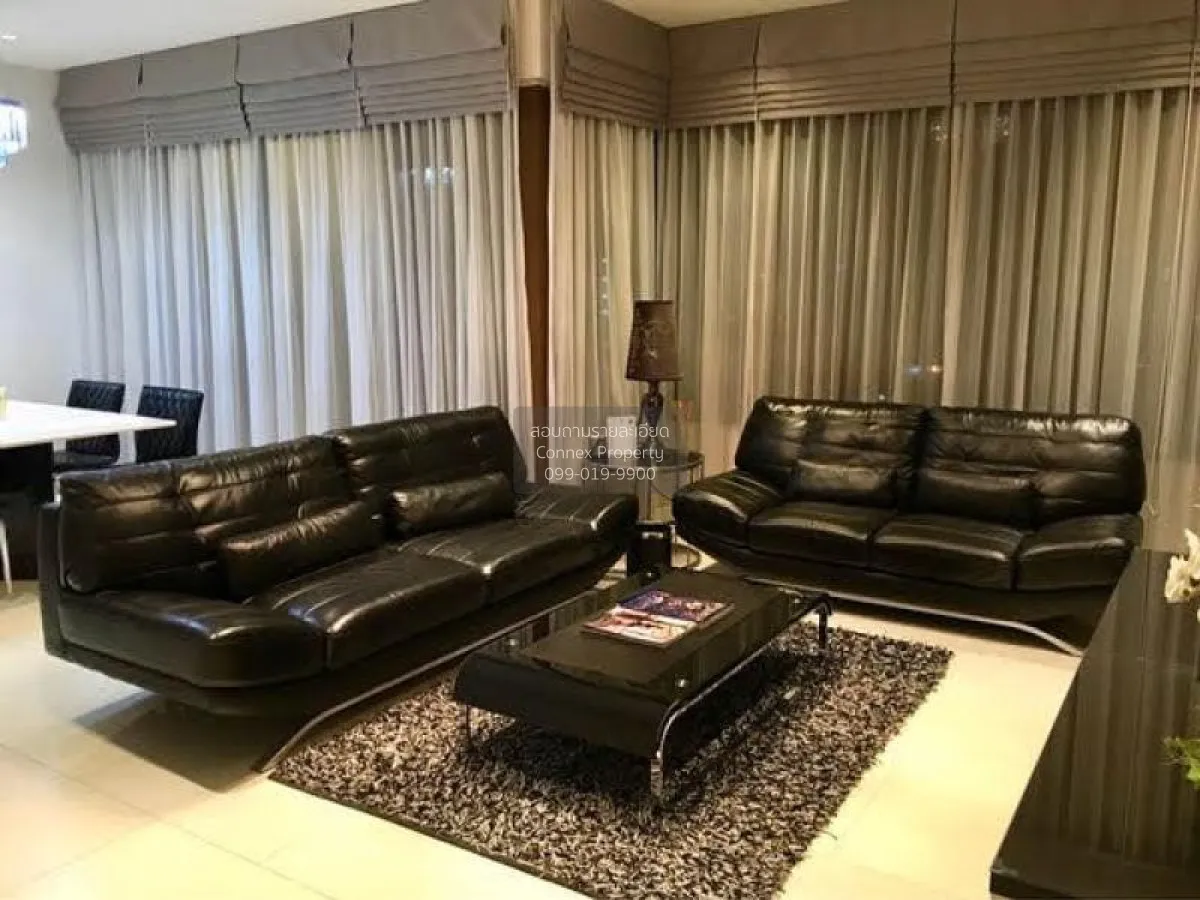 2 Bedroom condo in The Emporio Place