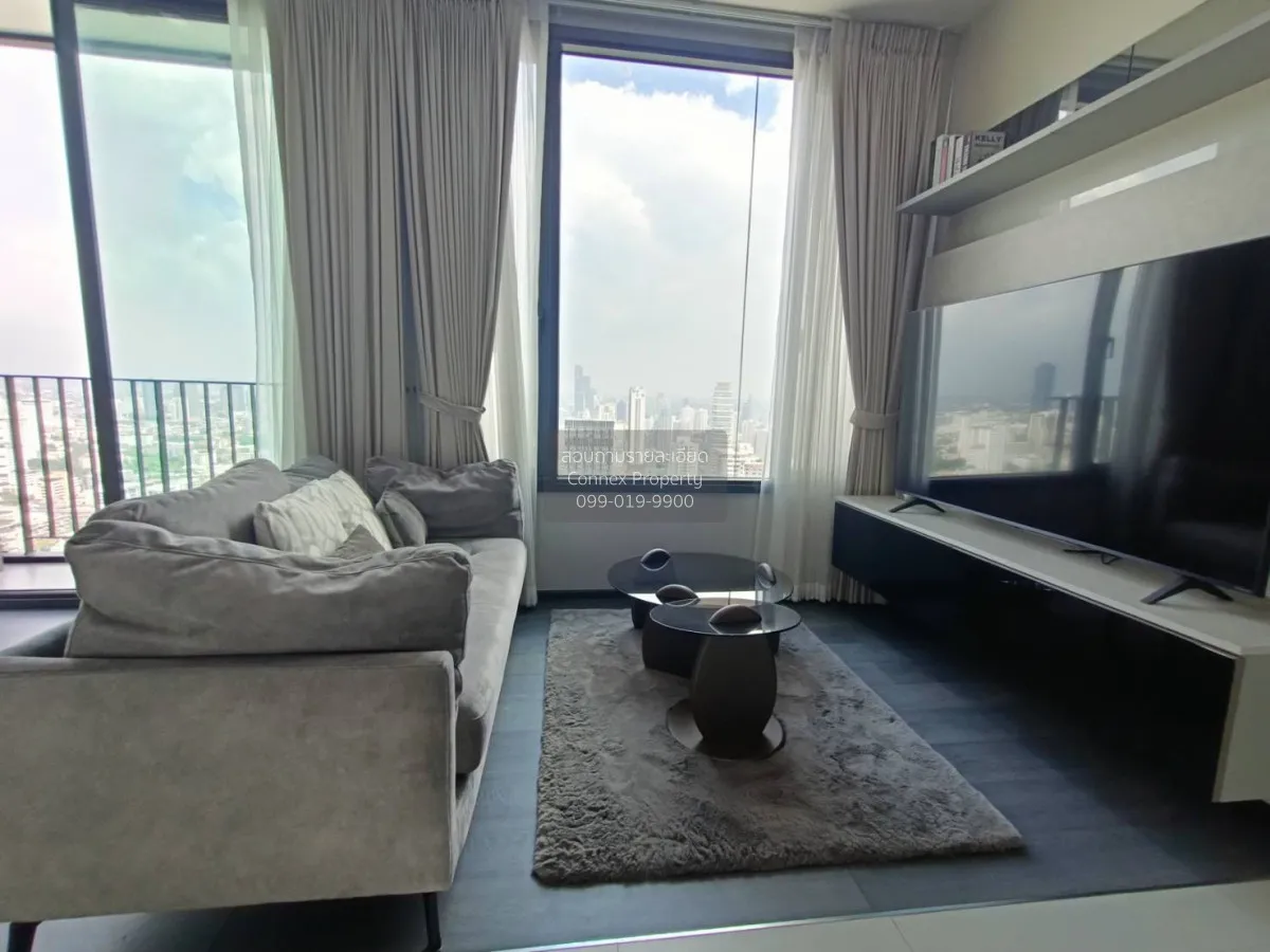 2 Bedroom condo in The Edge Sukhumvit 23