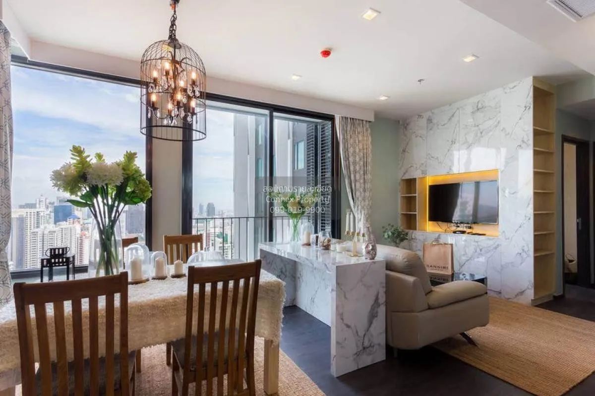 2 Bedroom condo in The Edge Sukhumvit 23