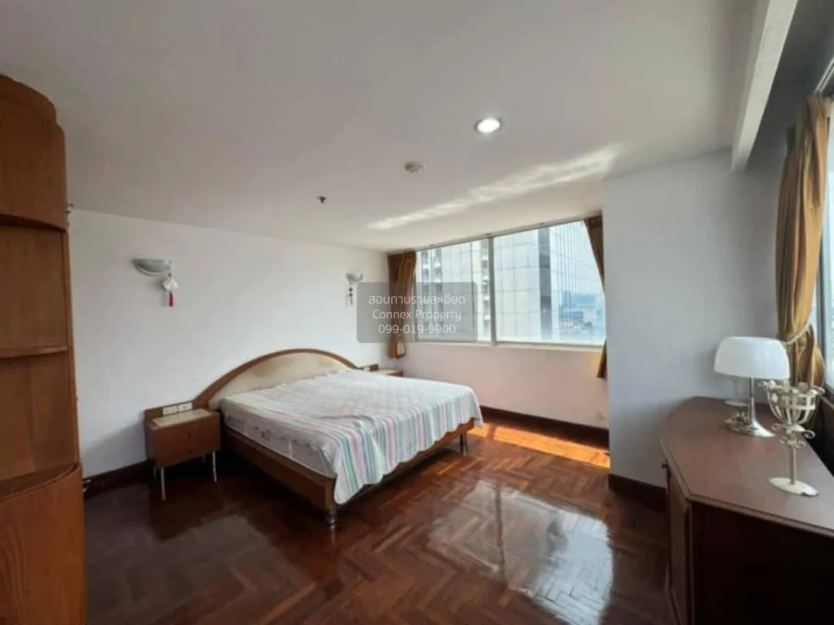 2 Bedroom condo in Asoke Place