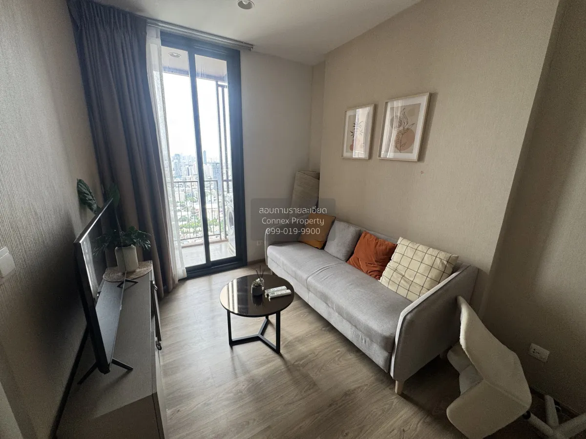 1 Bedroom condo in Oka Haus Sukhumvit 36