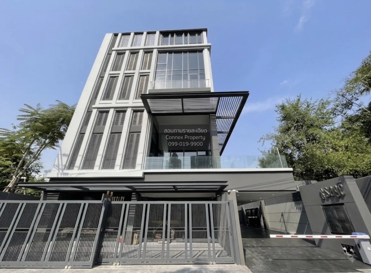 3 Bedroom condo in Sage Thonglor