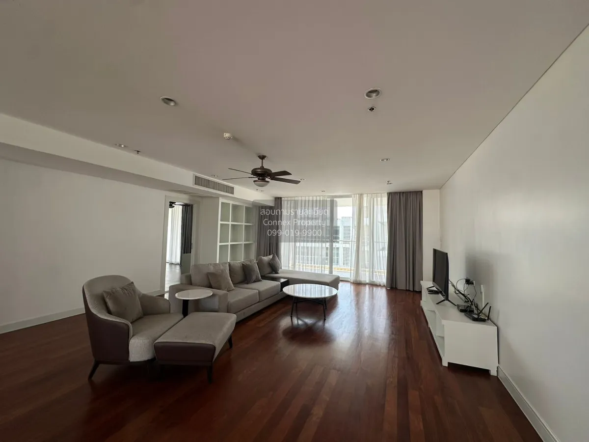 4 Bedroom condo in Shama Ekamai Bangkok
