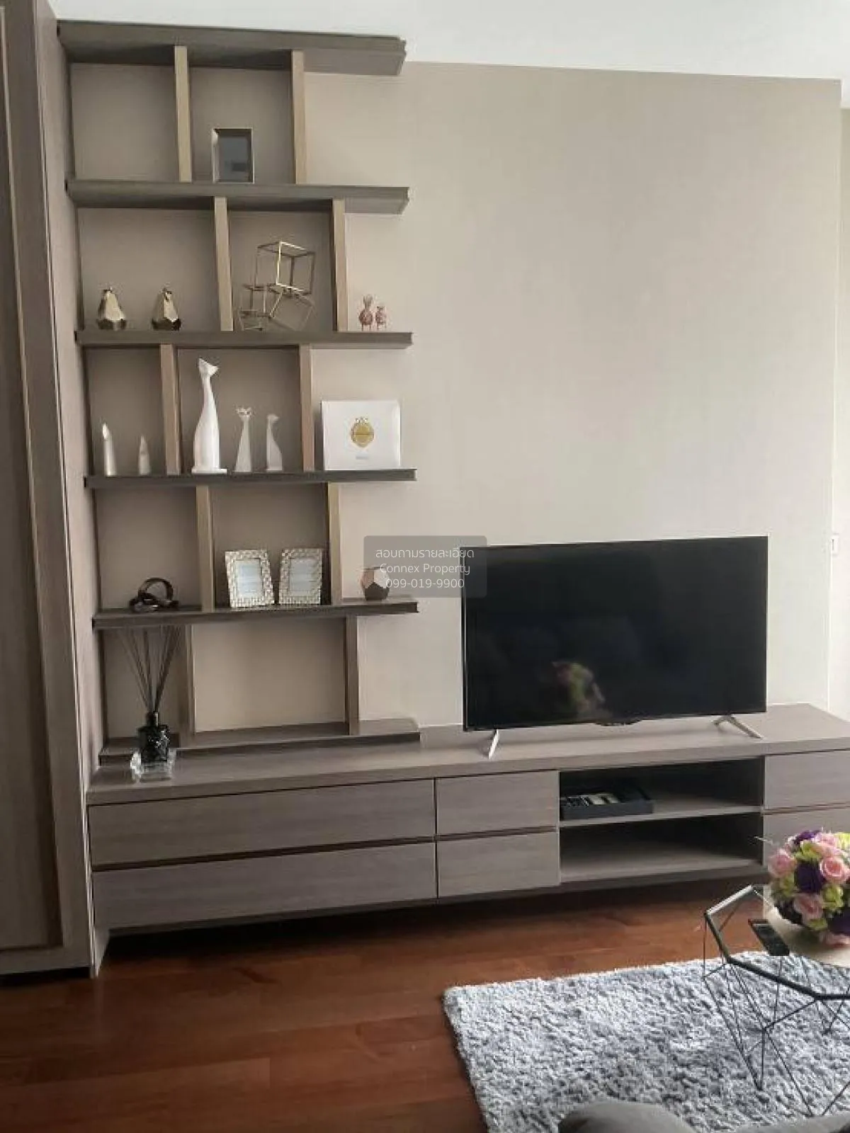 2 Bedroom condo in The Diplomat 39