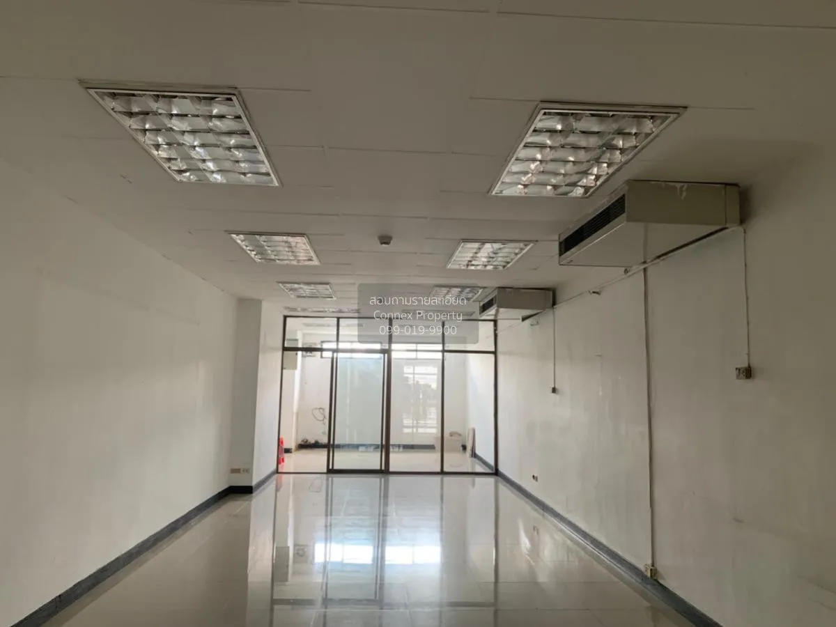 1 Bedroom condo in Supalai Place Sukhumvit 39